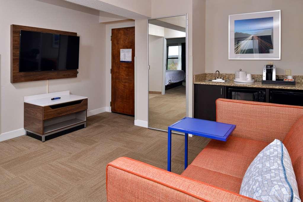 Hampton Inn Henderson Rum bild